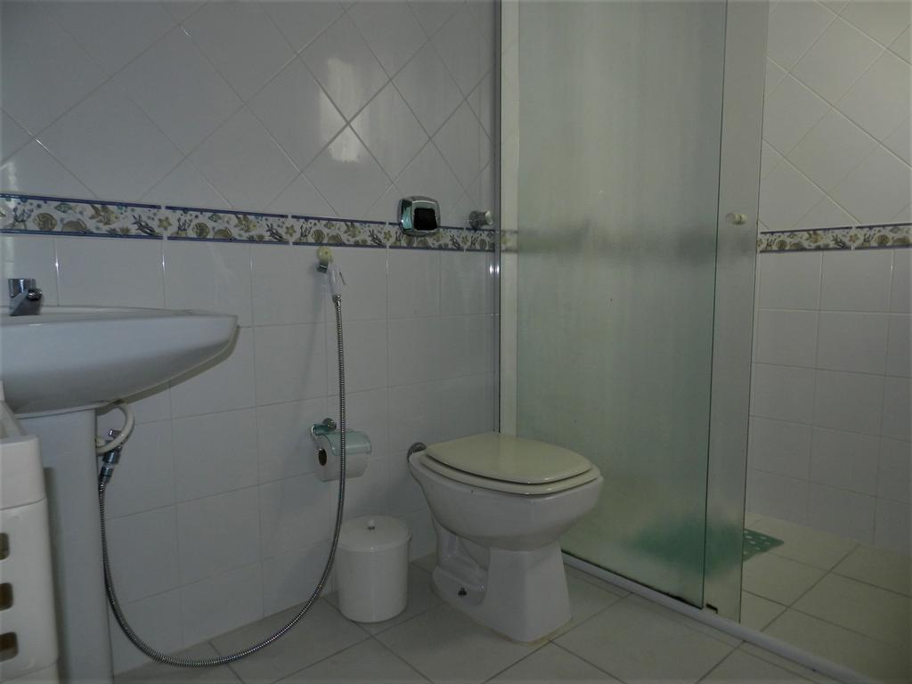 Residencial Jardim Palmeiras Бомбиняс Екстериор снимка